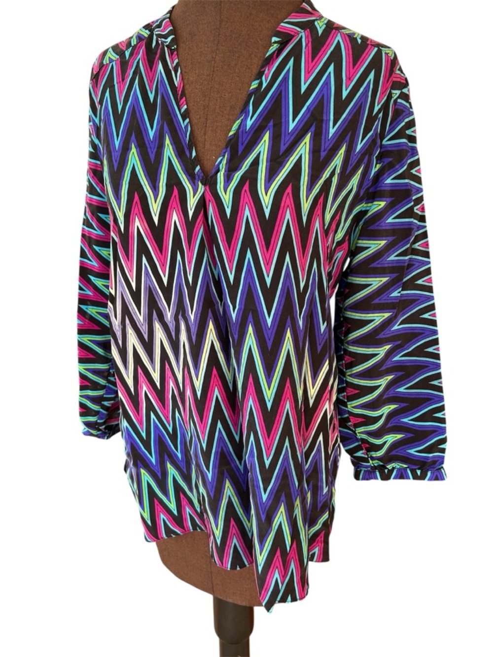 Multi-Color Chevron V-Neck Blouse Black Pink Blue Purple